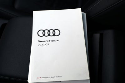 2022 Audi Q5 45 S line Premium quattro