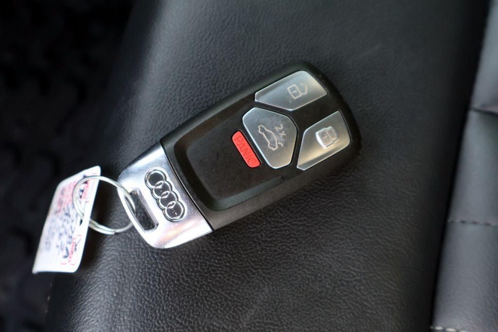 2022 Audi Q5 45 S line Premium quattro