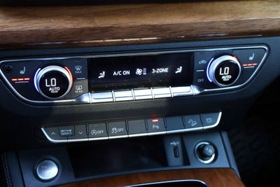 2022 Audi Q5 45 S line Premium quattro